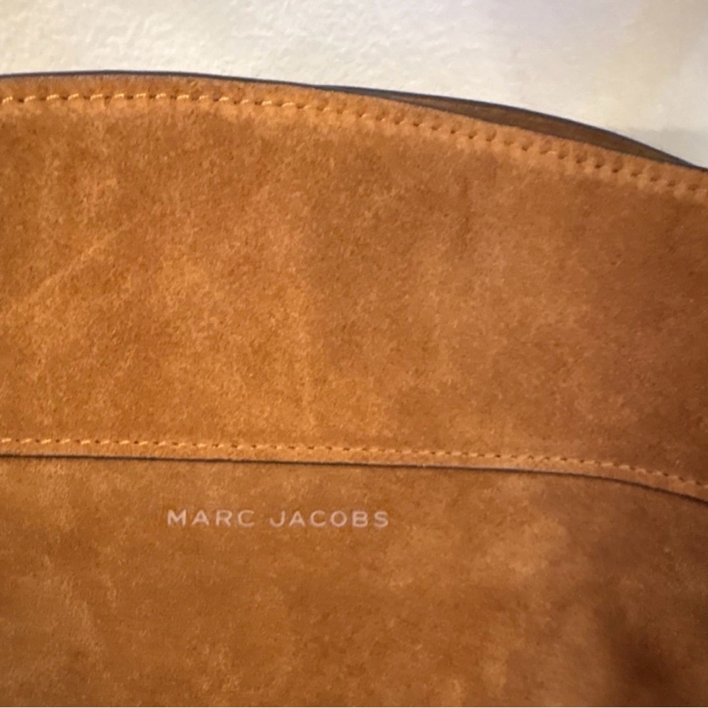 Marc Jacobs Brown Suede Dakota  Satchel Belt-Detail Shoulder Bag Black Handles - Picture 5 of 9